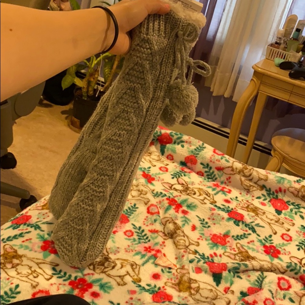 grip slippers